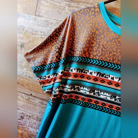 Sunshine and Rodeos Aztec/Turquoise Western Tee - Picture 4 of 14